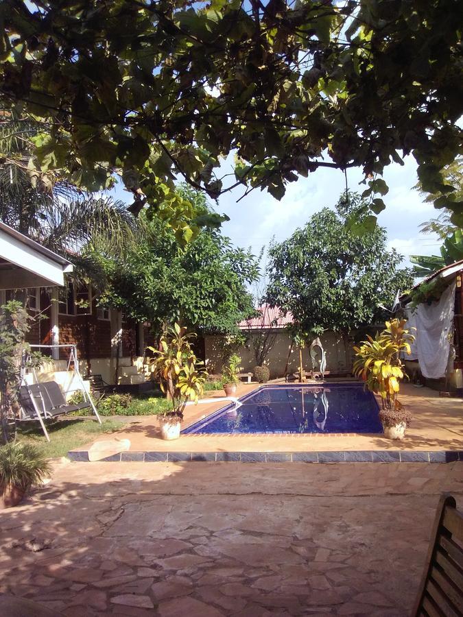 Simba Harare Affordable Accomodation Exterior foto